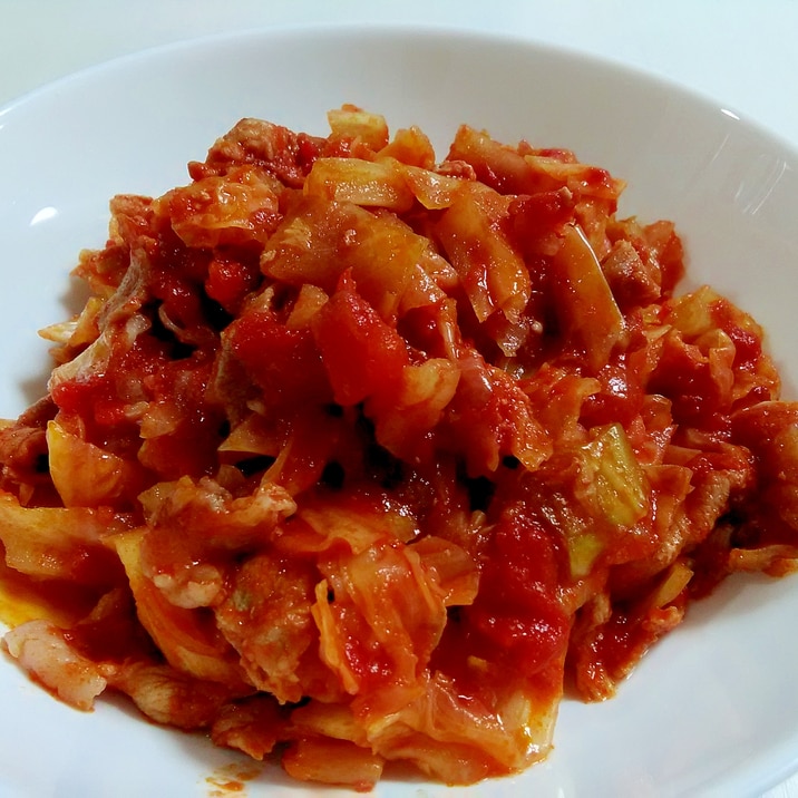 トマト缶で☆豚肉とキャベツのトマト煮